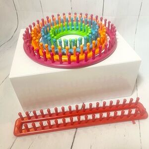 4 Pc Circular ROUND PEG LOOM SET and 15” rectangle loom